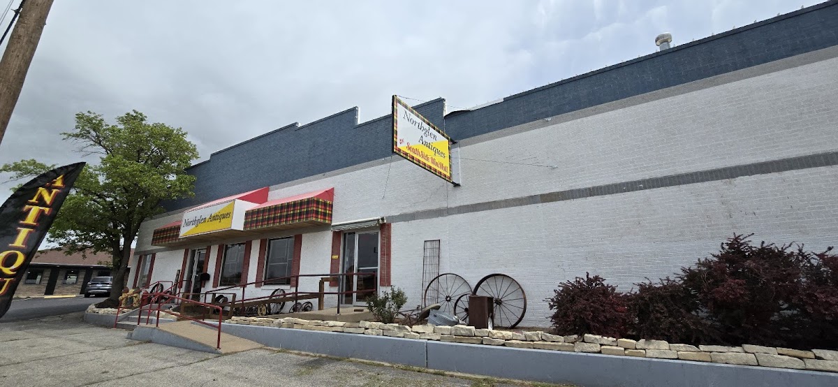 NorthGlen Antiques — photo 1